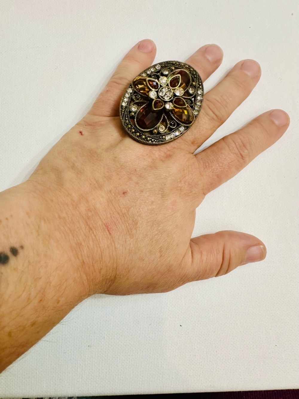 Gold Tone Amber Rhinestone Oval Statement Ring ✨ Adjustable NWT - Picture 3 of 3
